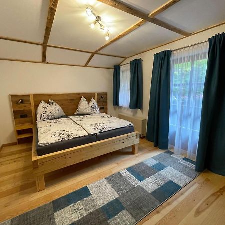 Ferienwohnung Rohrmoser Mit 2 Schlafzimmern Huttschlag Bagian luar foto