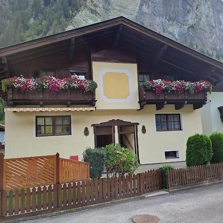 Ferienwohnung Rohrmoser Mit 2 Schlafzimmern Huttschlag Bagian luar foto