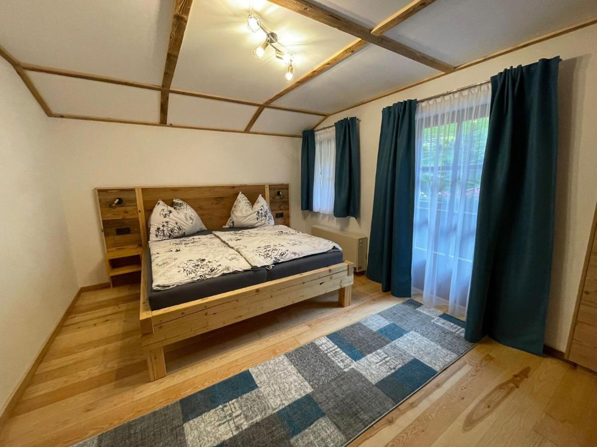 Ferienwohnung Rohrmoser Mit 2 Schlafzimmern Huttschlag Bagian luar foto