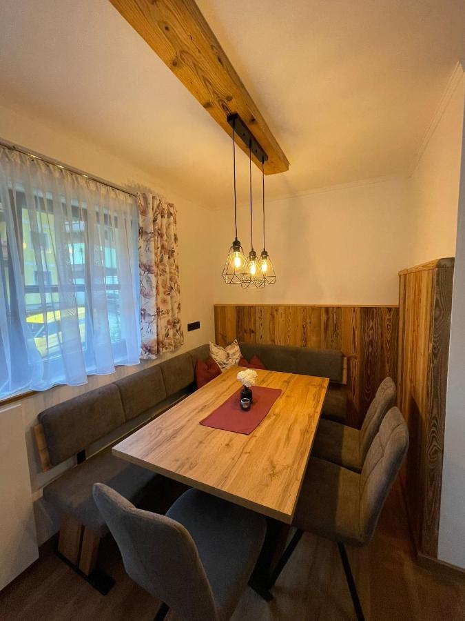 Ferienwohnung Rohrmoser Mit 2 Schlafzimmern Huttschlag Bagian luar foto